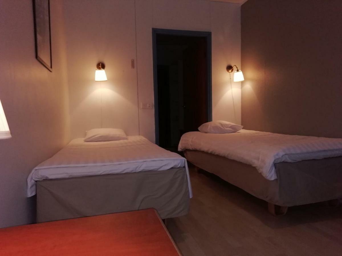 Hotel Turistihovi Коувола Екстер'єр фото